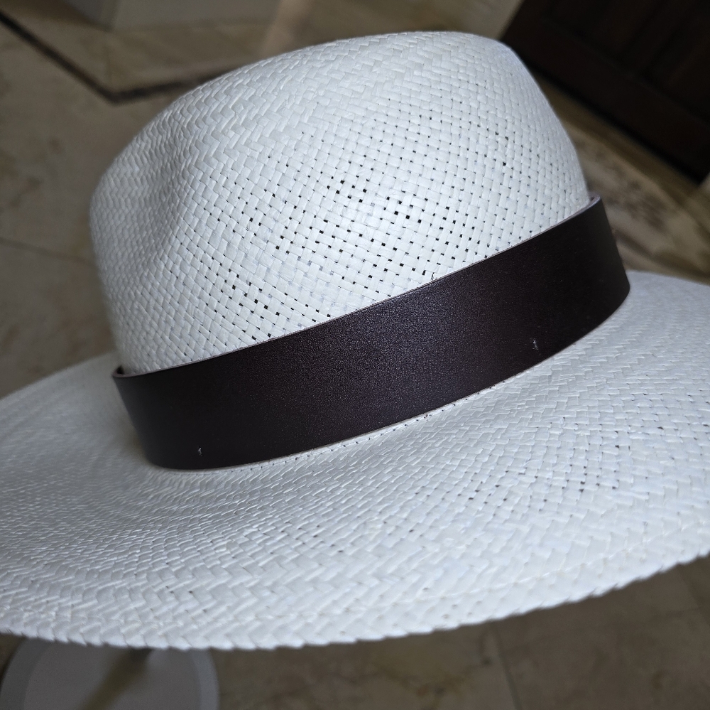 Janessa Leoné Corbin hat - Picture 8 of 13